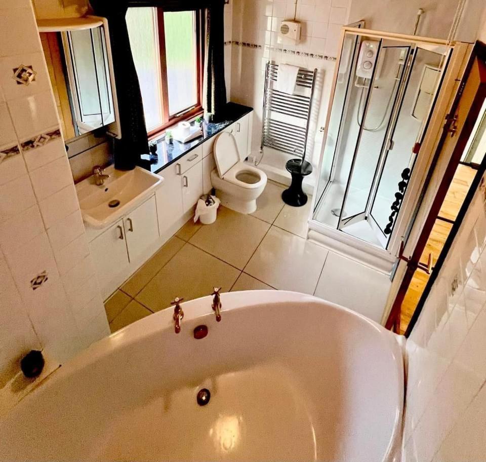 Holly Lodge 12 Hot Tub York Extérieur photo